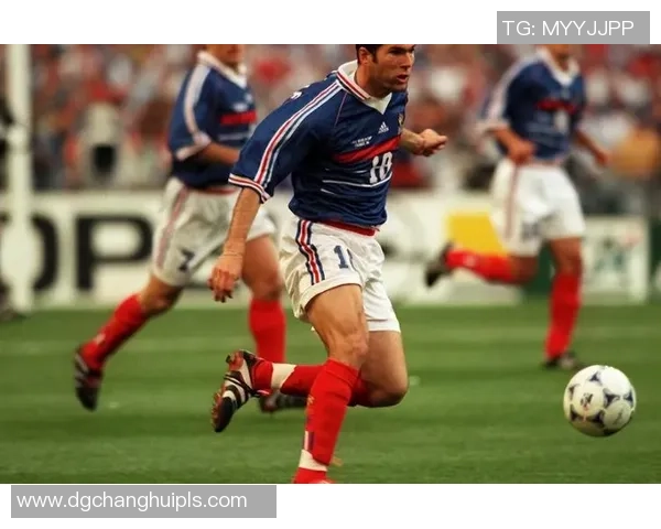 足球明星知识点全解析从历史成就到场上表现一网打尽